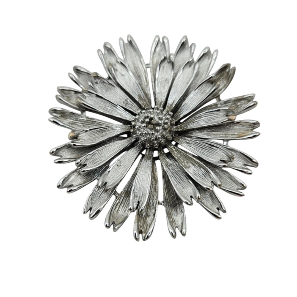 Lisner Vintage Silvertone‎ Daisy Brooch Pin